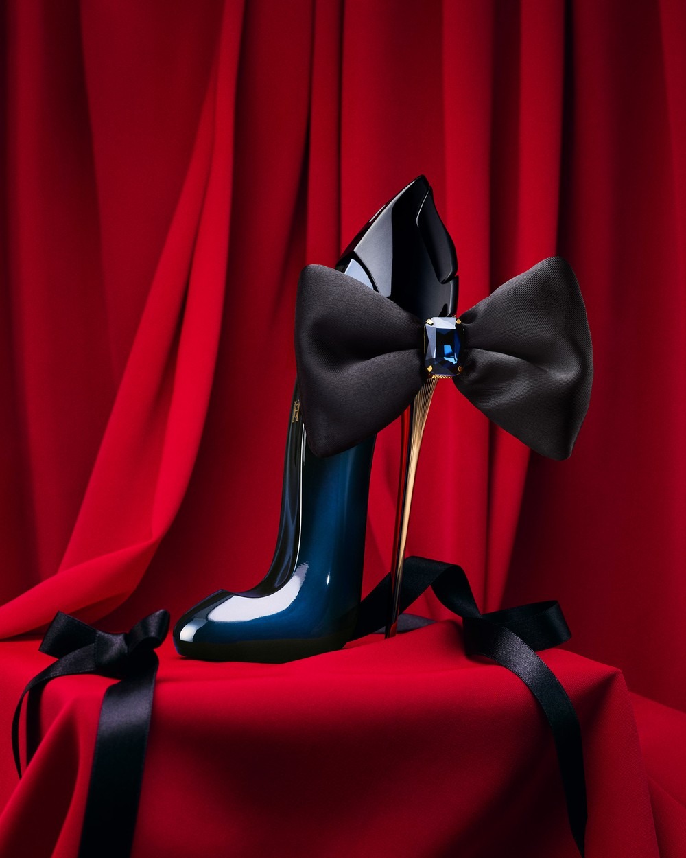 Perfume Fragrance Direct - Carolina Herrera Good Girl Bowtastic Perfume